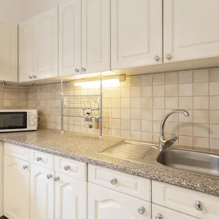 Kenza Apartmans Апартаменты Шиофок