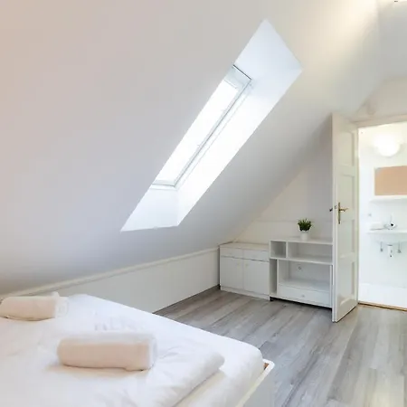 Апартаменты Kenza Apartmans *