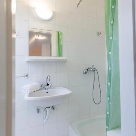 Kenza Apartmans Апартаменты Шиофок