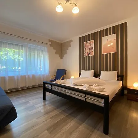 Апартаменты Kenza Apartmans *